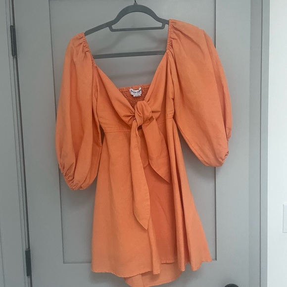 Long sleeve bow mini dress - Picture 2 of 3